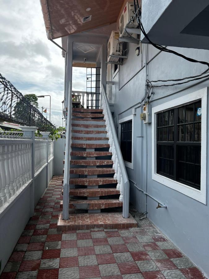 Hollywood Guesthouse Джорджтаун Экстерьер фото