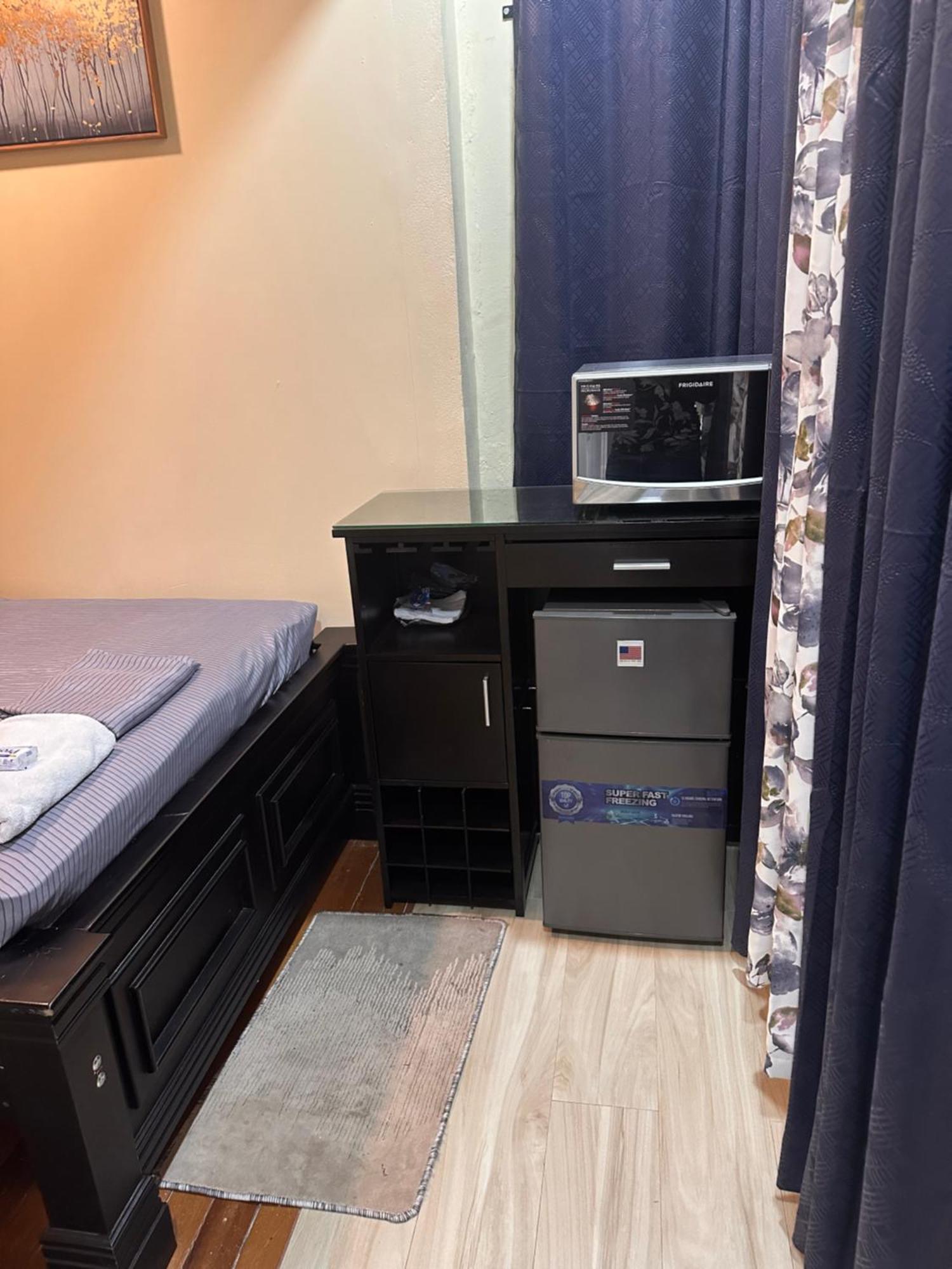 Hollywood Guesthouse Джорджтаун Экстерьер фото